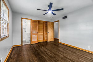 Interior-13