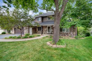 4931 144th St W, Apple Valley, MN 55124, USA Photo 1