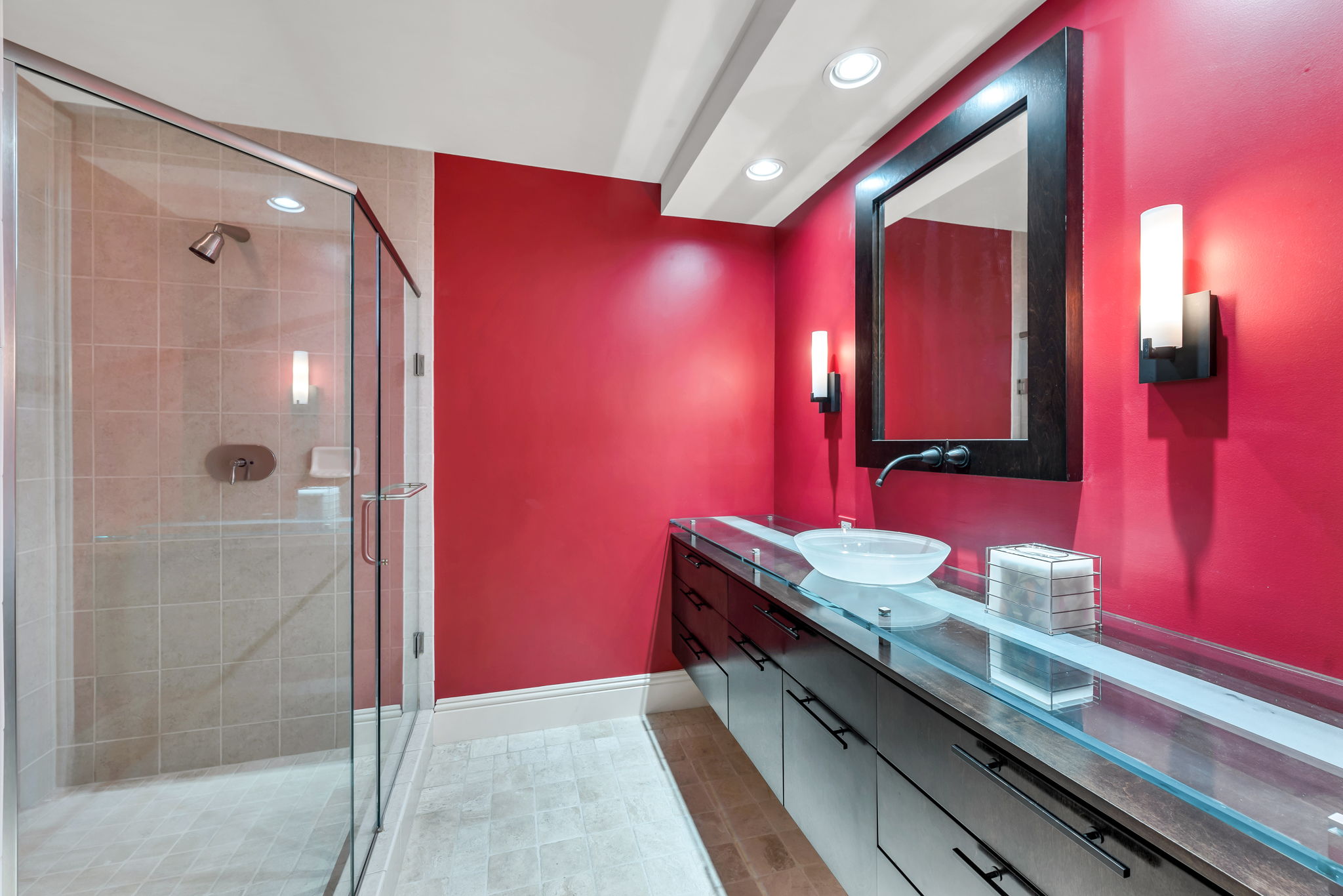 Guest Bedroom 2 Bath