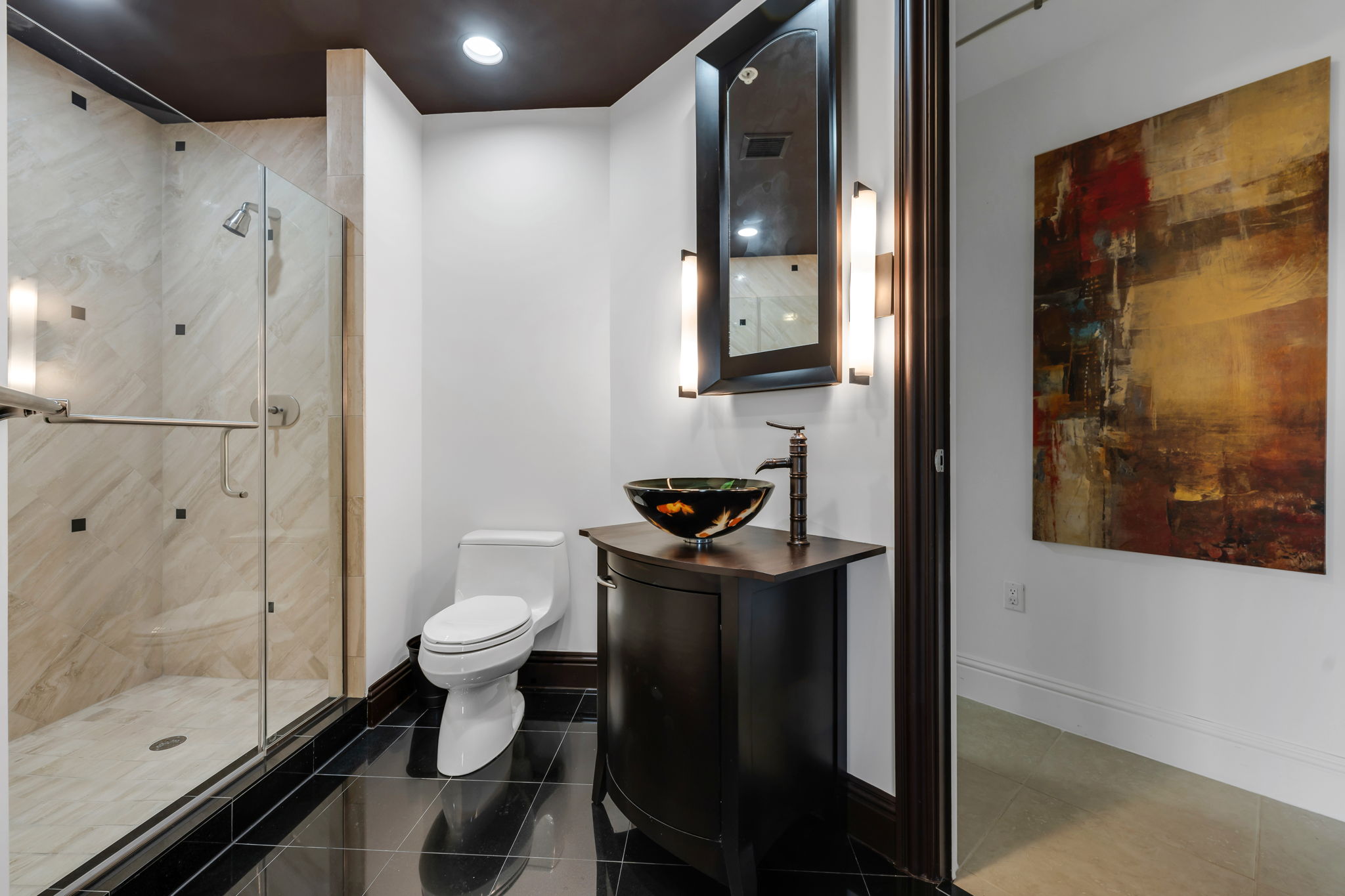 Guest Bedroom 1 Bath