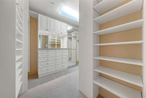 Primary Suite Closet - Hers