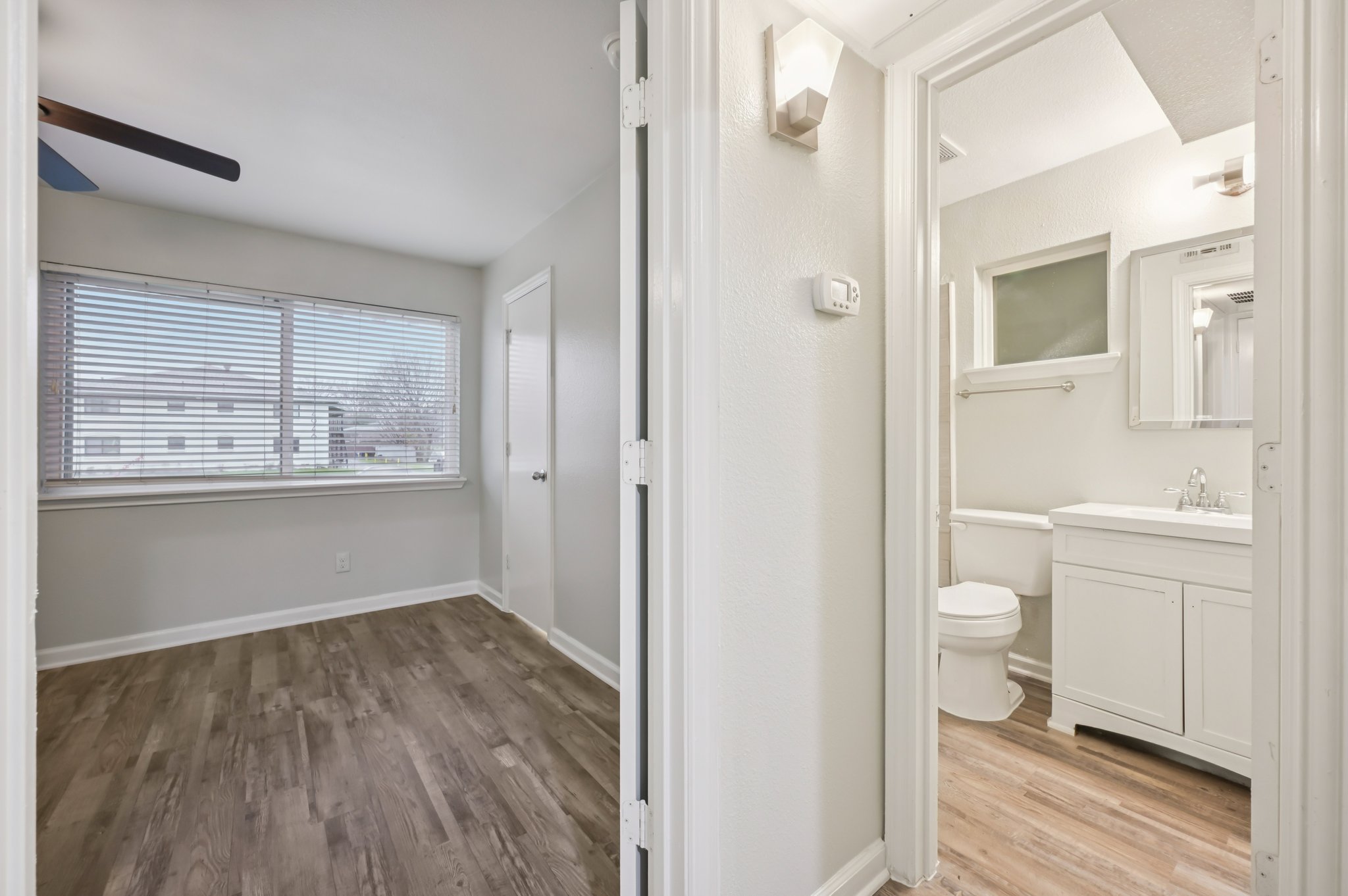 Gaston Ave 107-S1001-014.jpg