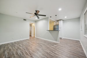 Gaston Ave 107-S1001-001.jpg