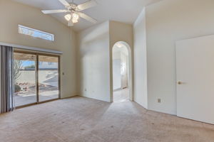 W Didion Dr-019