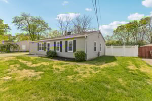 Castleton Dr-S1504-002.jpg