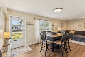 Castleton Dr-S1504-008.jpg