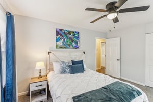 Castleton Dr-S1504-017.jpg