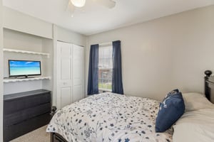 Castleton Dr-S1504-021.jpg