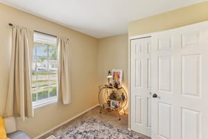 Castleton Dr-S1504-023.jpg