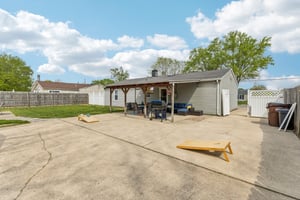 Castleton Dr-S1504-030.jpg