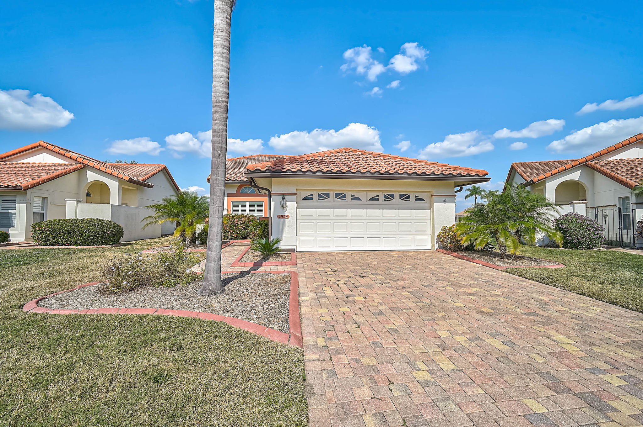 4934 Clubview Ct E-1