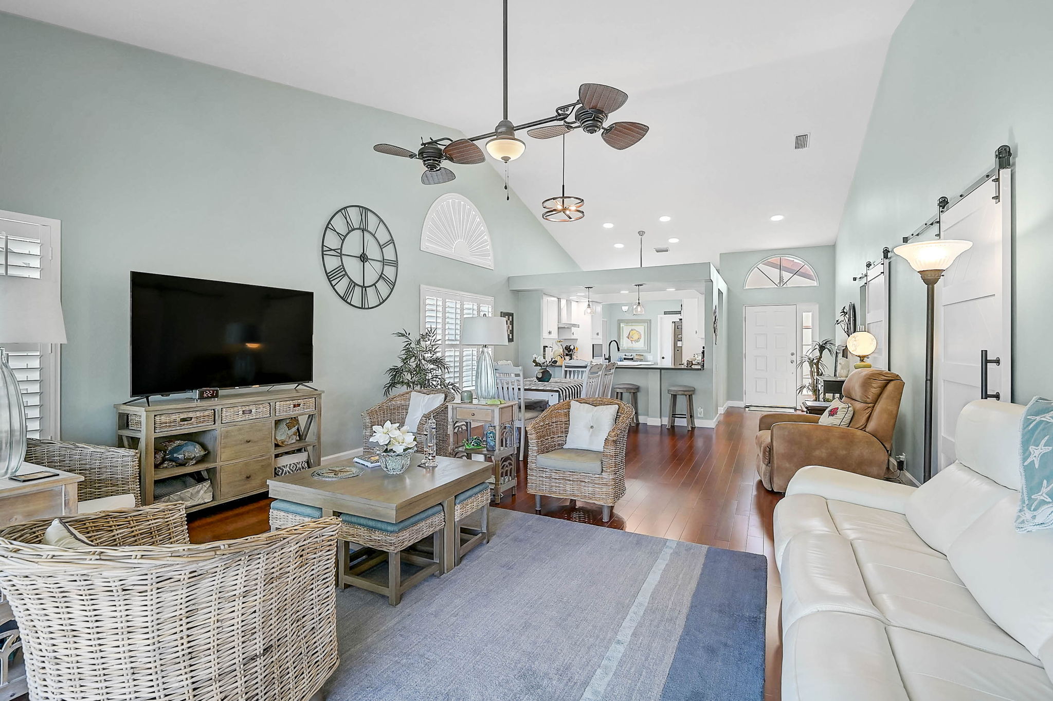 4934 Clubview Ct E-28