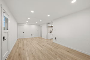  Photo 36