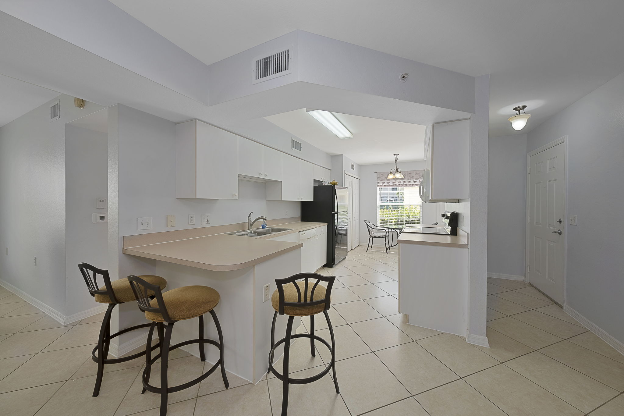 Breakfast Bar-Kitchen