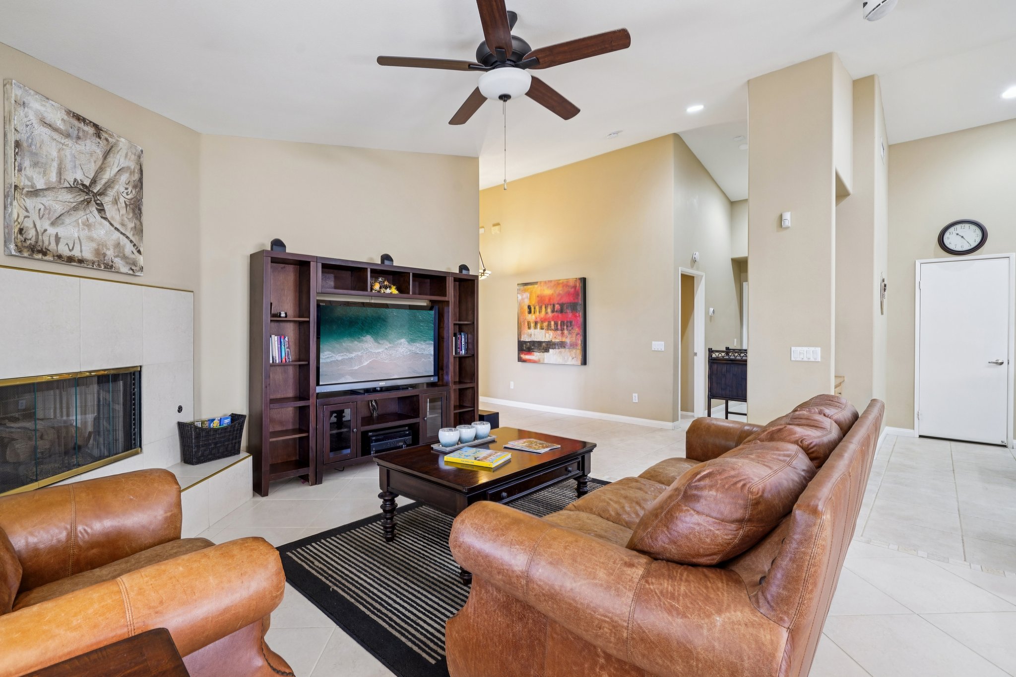 Wayne St-S1601-007.jpg