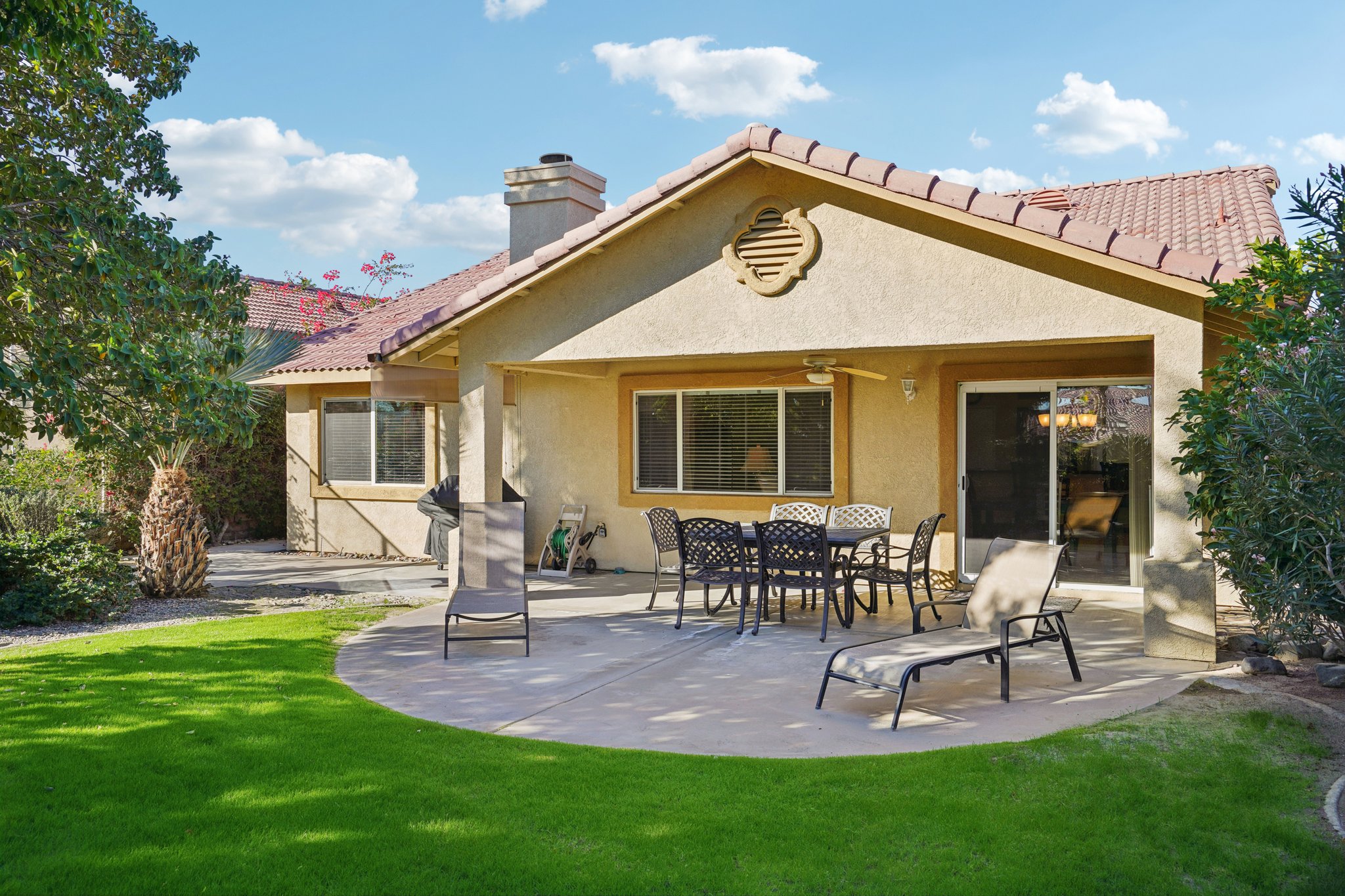 Wayne St-S1601-032.jpg