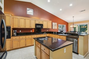 Wayne St-S1601-014.jpg