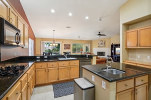 Wayne St-S1601-015.jpg