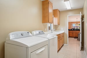 Wayne St-S1601-018.jpg