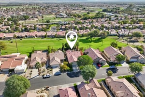 Wayne St-S1601-036.jpg