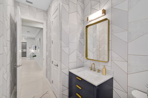 4940 Surfside Cir-12