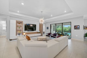 4940 Surfside Cir-35