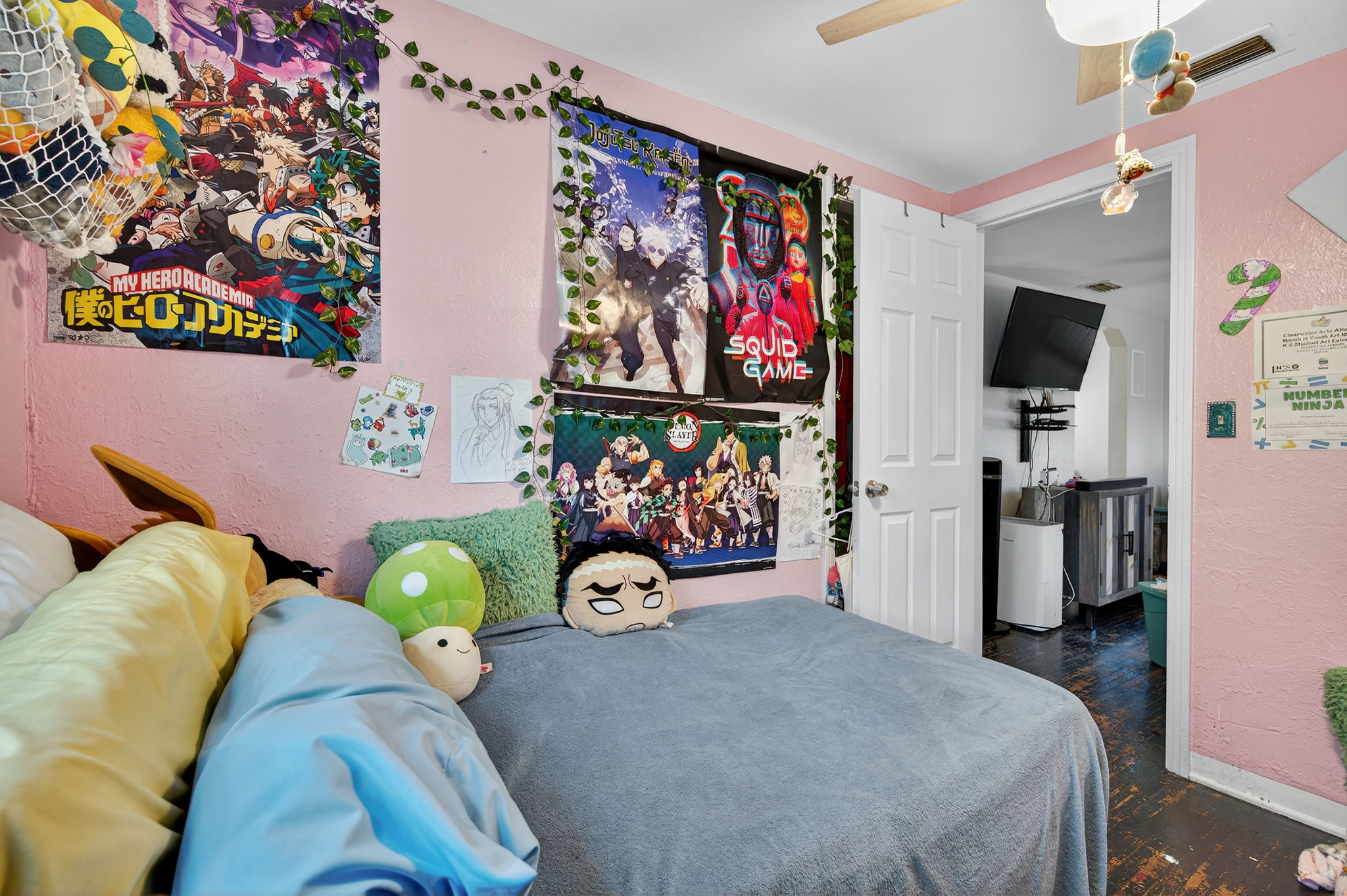 Interiors (13)