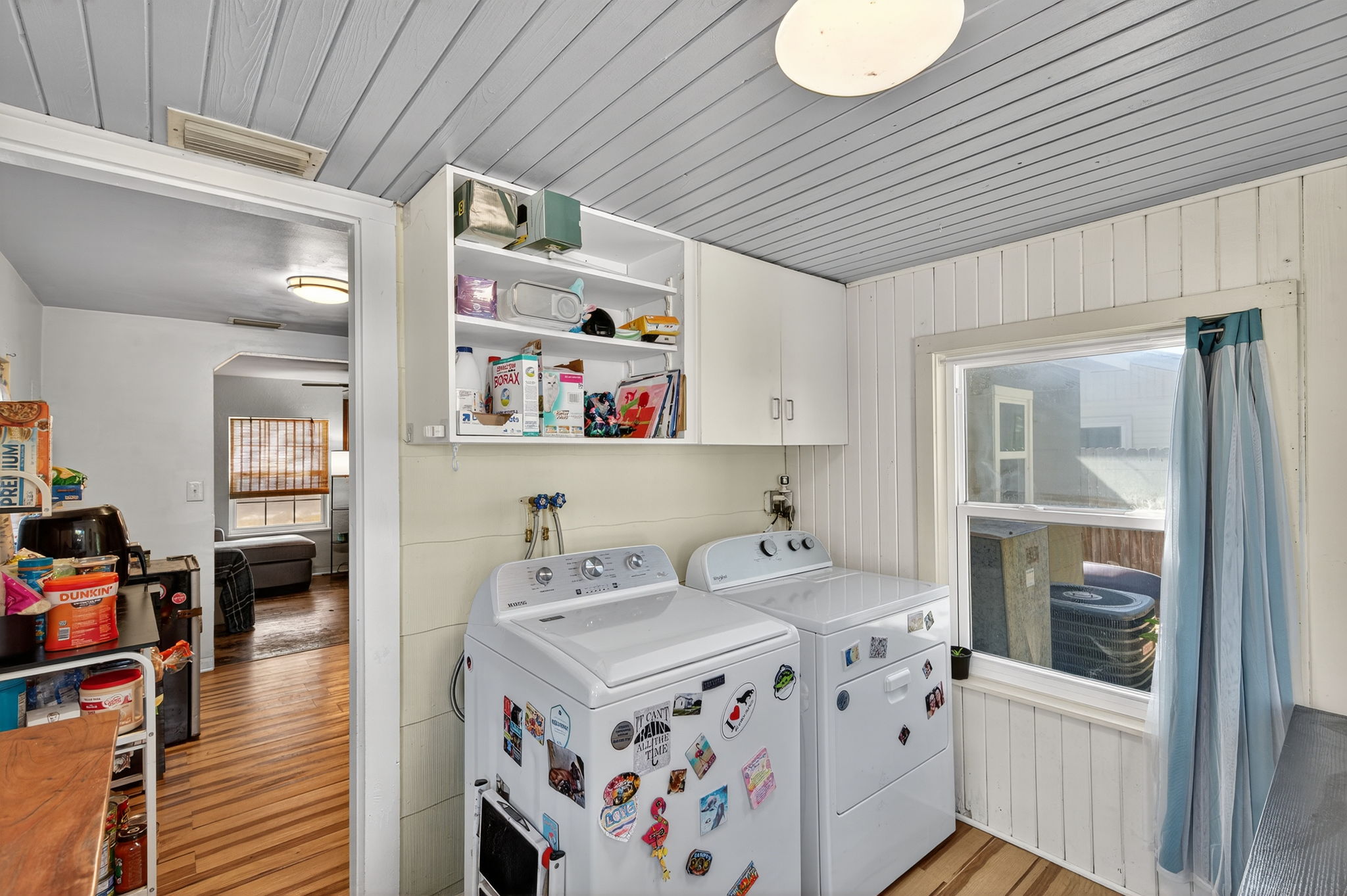 Interiors (20)