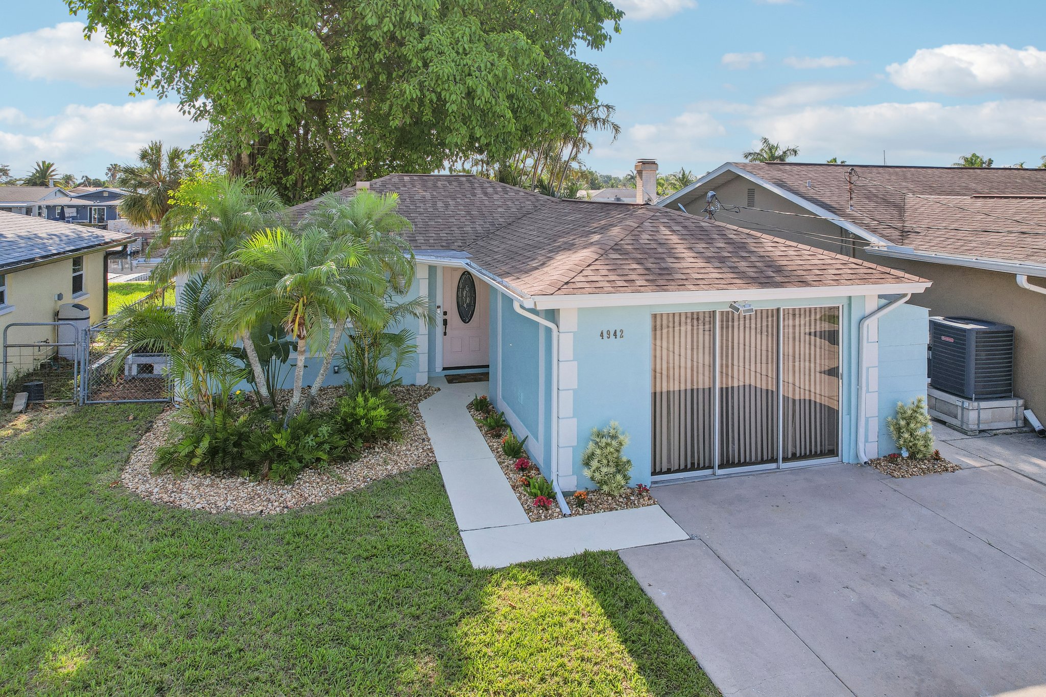 Blue Heron Dr-2205-057.jpg