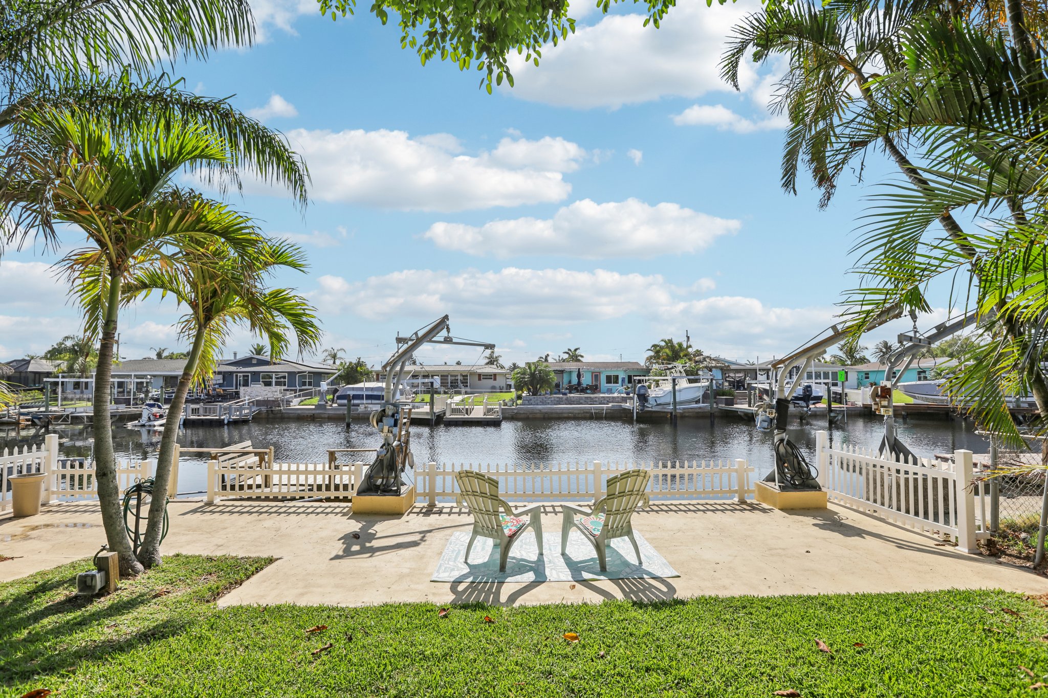 Blue Heron Dr-2205-065.jpg