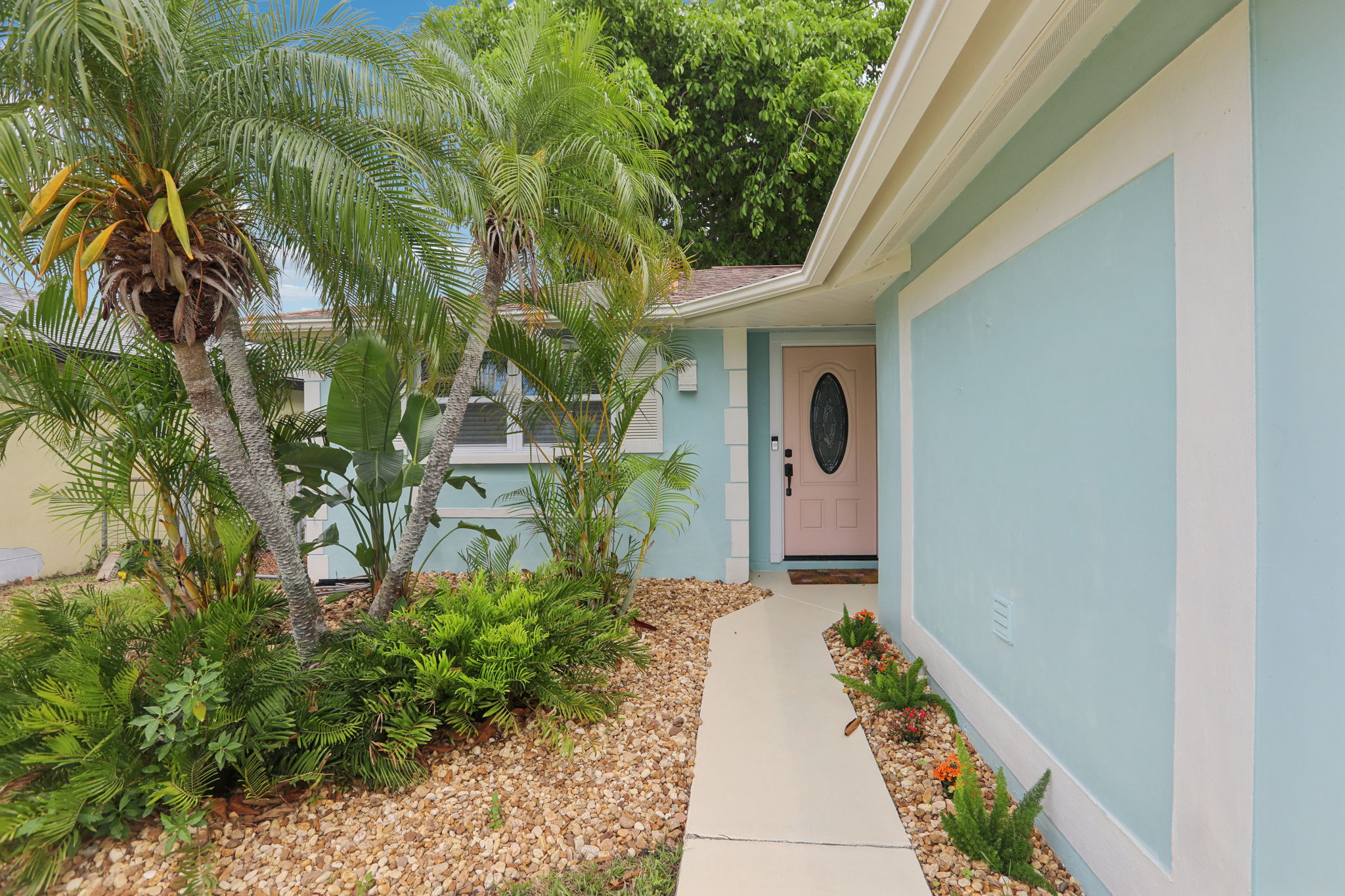 Blue Heron Dr-2305-005