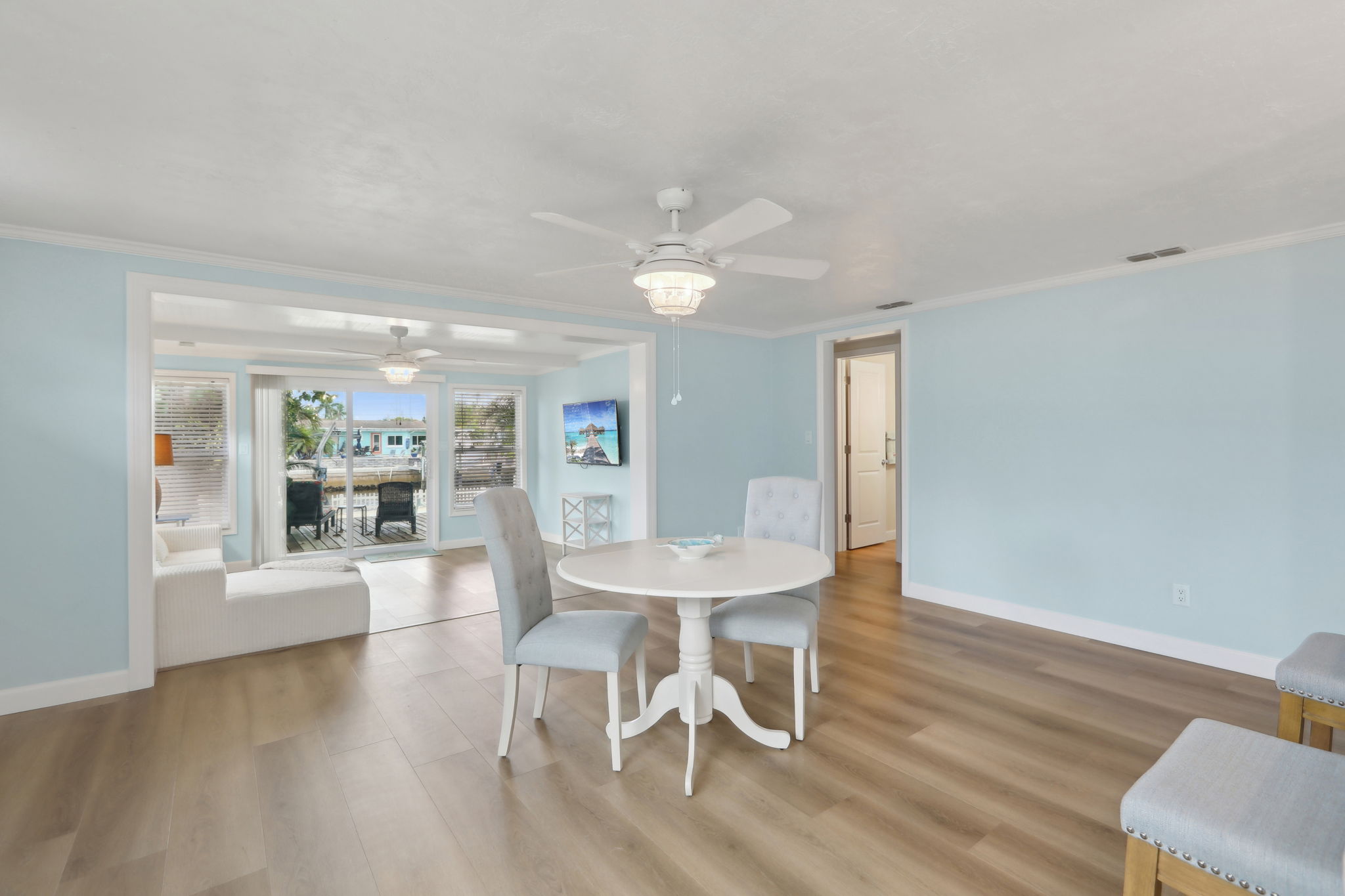 Blue Heron Dr-2305-011