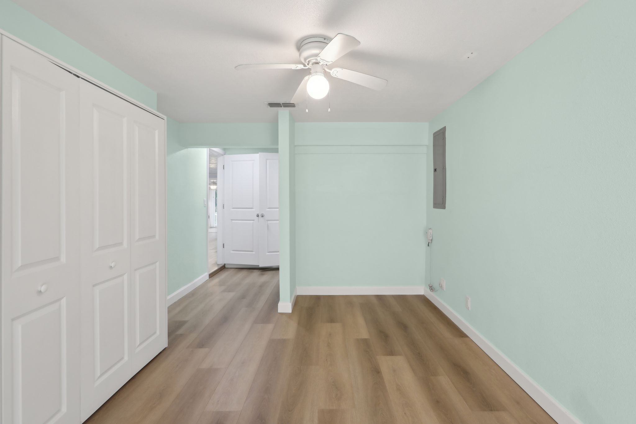 Blue Heron Dr-2305-025
