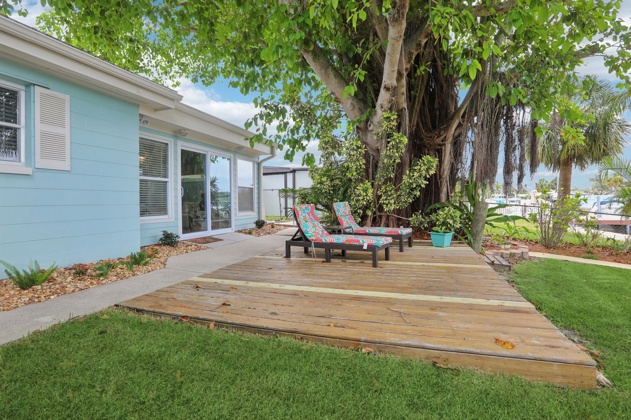 Blue Heron Dr-2305-038