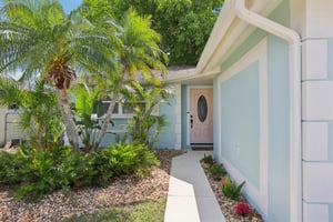 Blue Heron Dr-2205-010.jpg