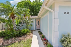 Blue Heron Dr-2205-011.jpg