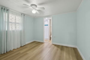 Blue Heron Dr-2305-019