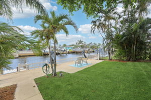 Blue Heron Dr-2305-031