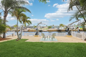 Blue Heron Dr-2305-034