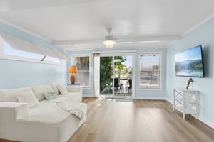 Blue Heron Dr-1406-012.jpg
