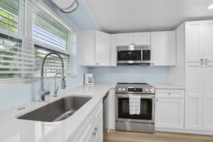 Blue Heron Dr-1406-024.jpg