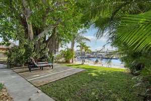 Blue Heron Dr-1406-058.jpg
