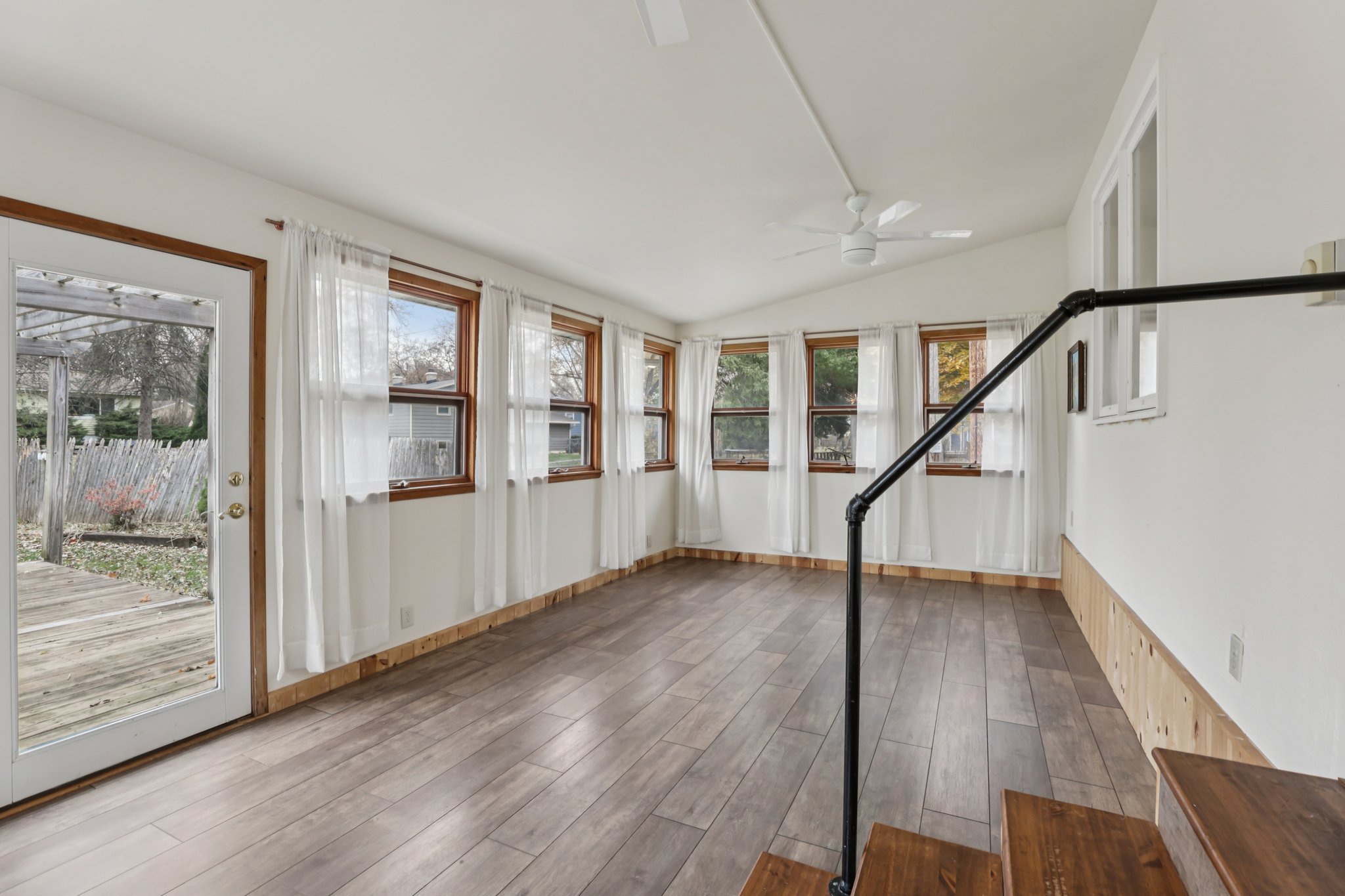 Knox Ln-S1811-005.jpg