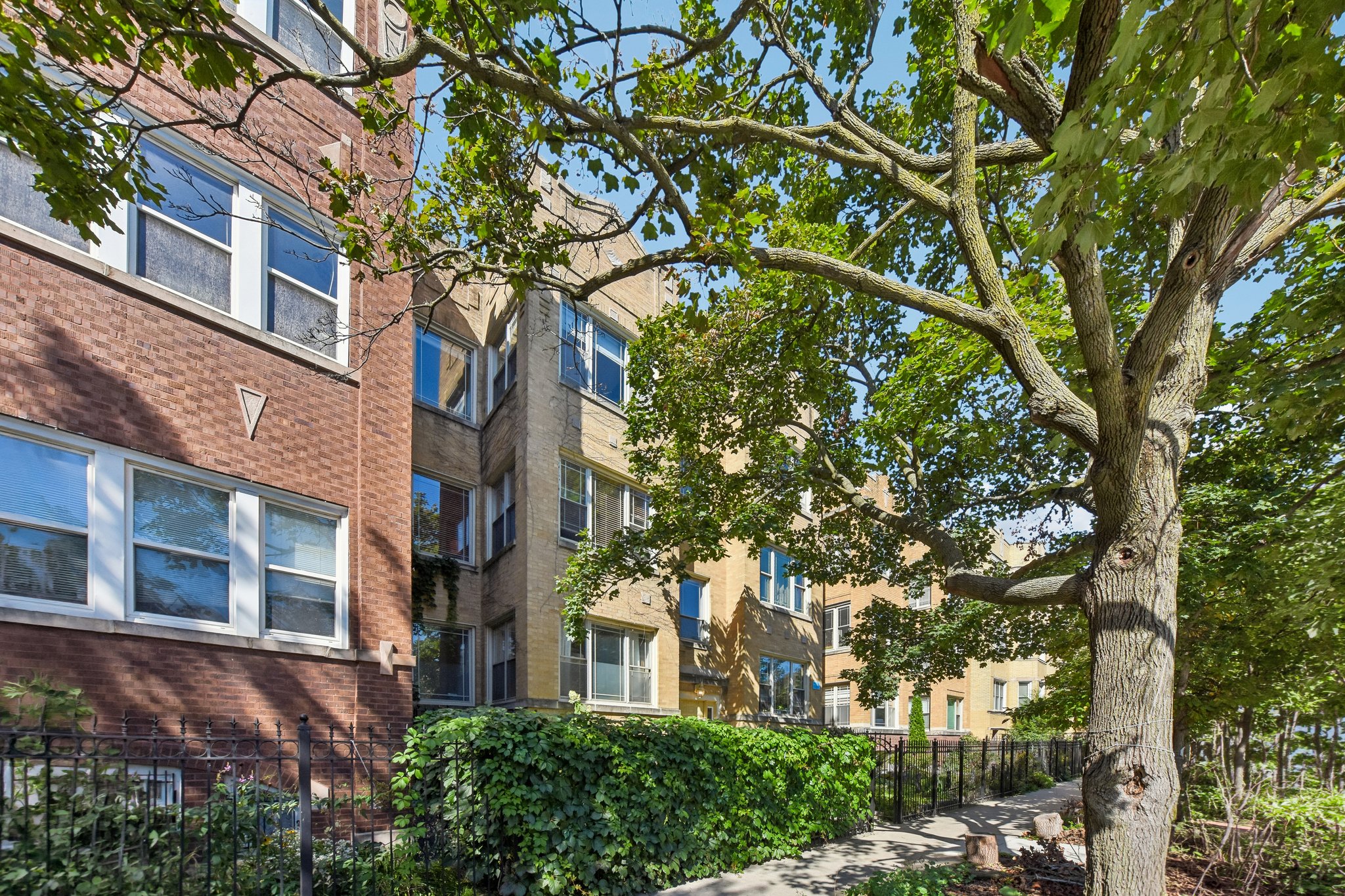 N Spaulding Ave-S3009-004.jpg