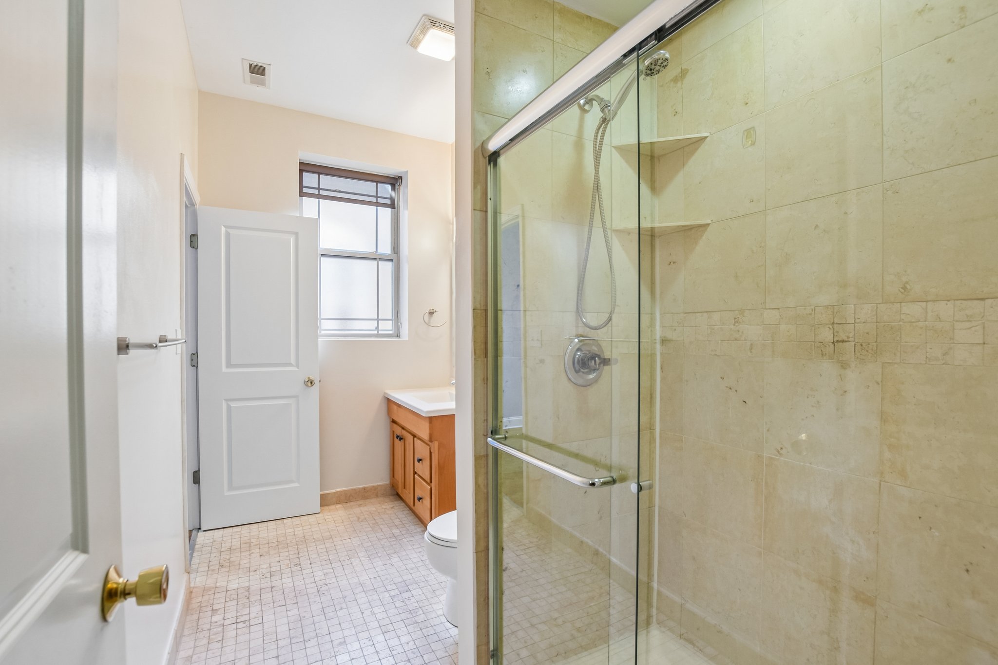 N Spaulding Ave-S3009-018.jpg