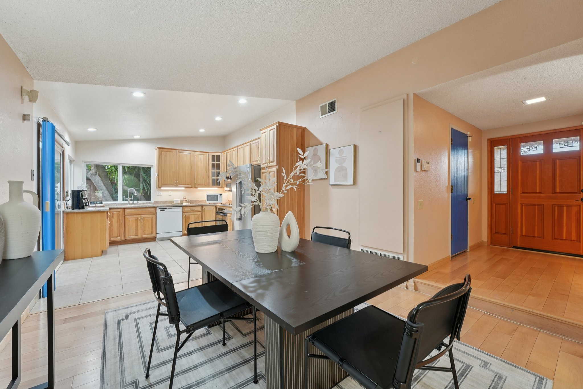 Rocklin Dr-S1311-019.jpg