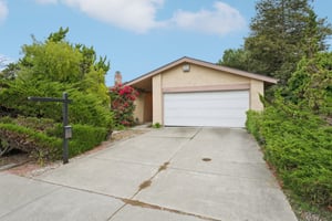 Rocklin Dr-S1311-003.jpg