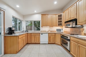 Rocklin Dr-S1311-027.jpg