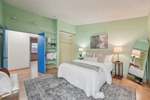 Rocklin Dr-S1311-043.jpg