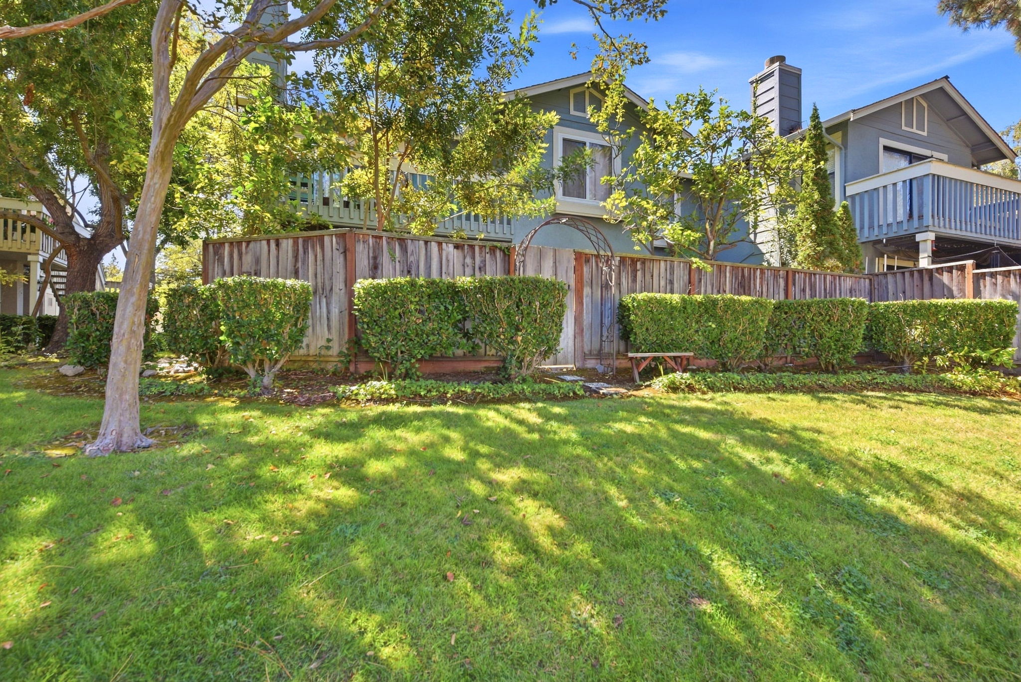 035_F8_4943 Conway Terrace